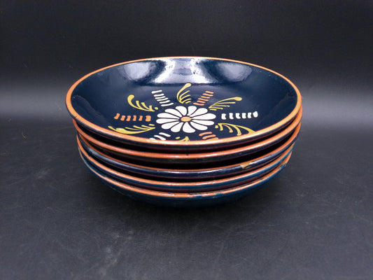 Set of 5 plates each with Unique Design Floral Pattern
