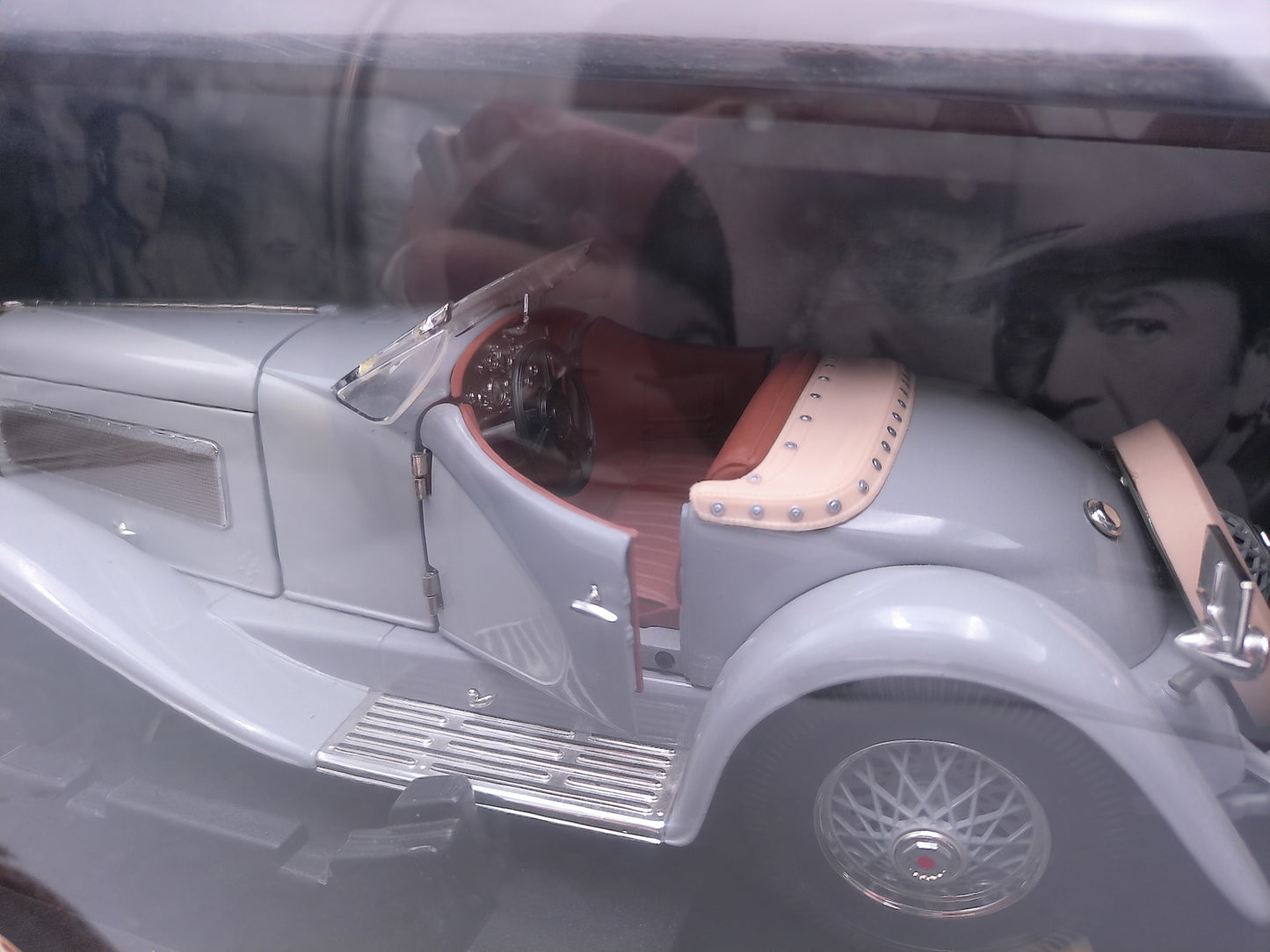 Duesenberg 1935 SSJ Gary Cooper 1:18 Ertl 1/18 model American Muscle Classics
