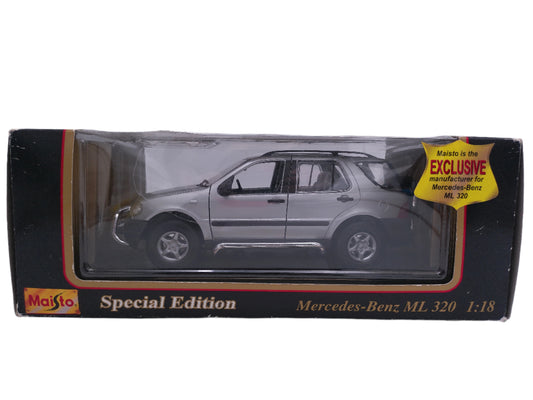 Maisto 1997 Mercedes-Benz M-Class 1:24 Die-Cast Metal Silver Special Edition