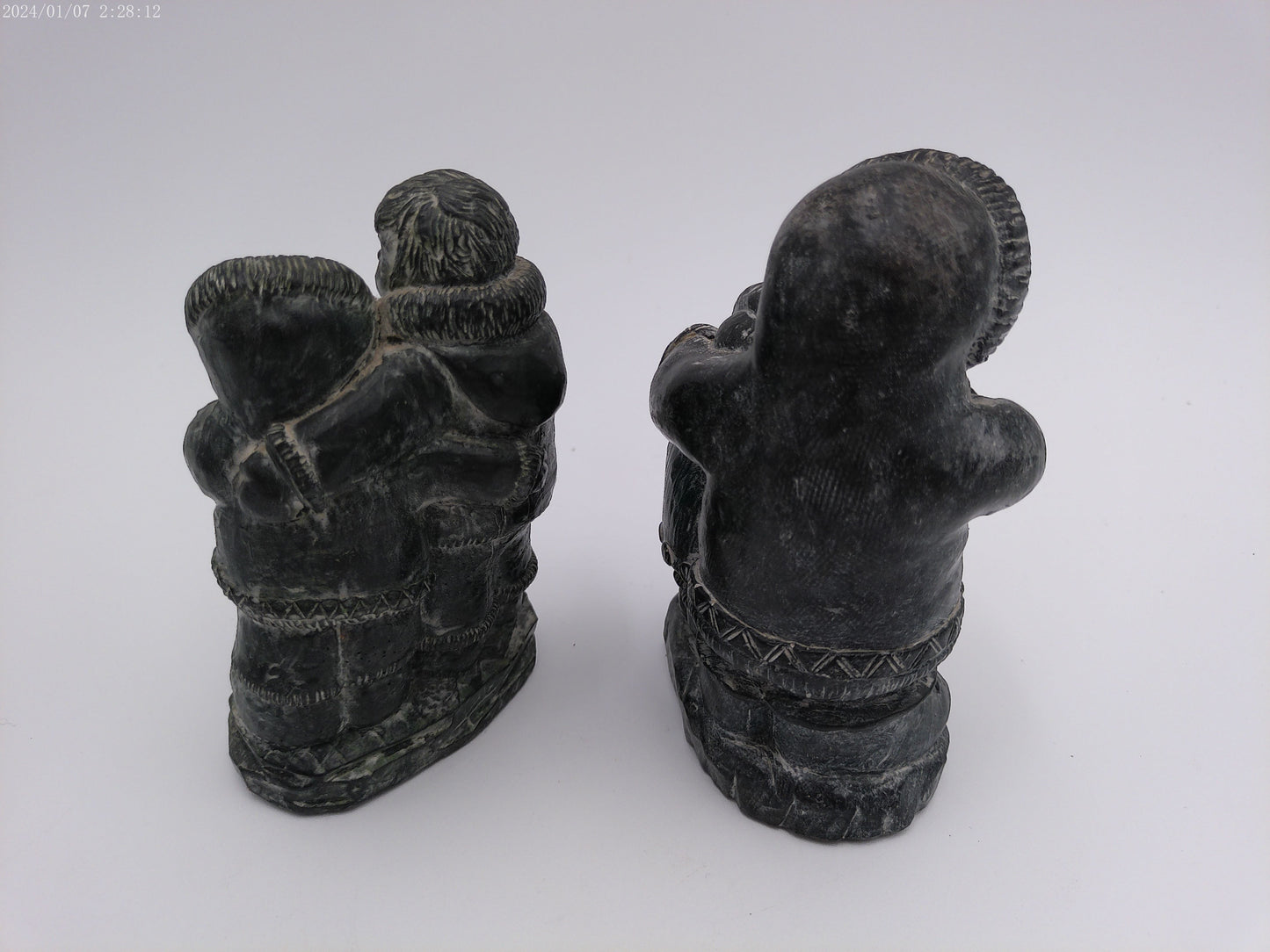 Pair of Wolf Originals Figurines