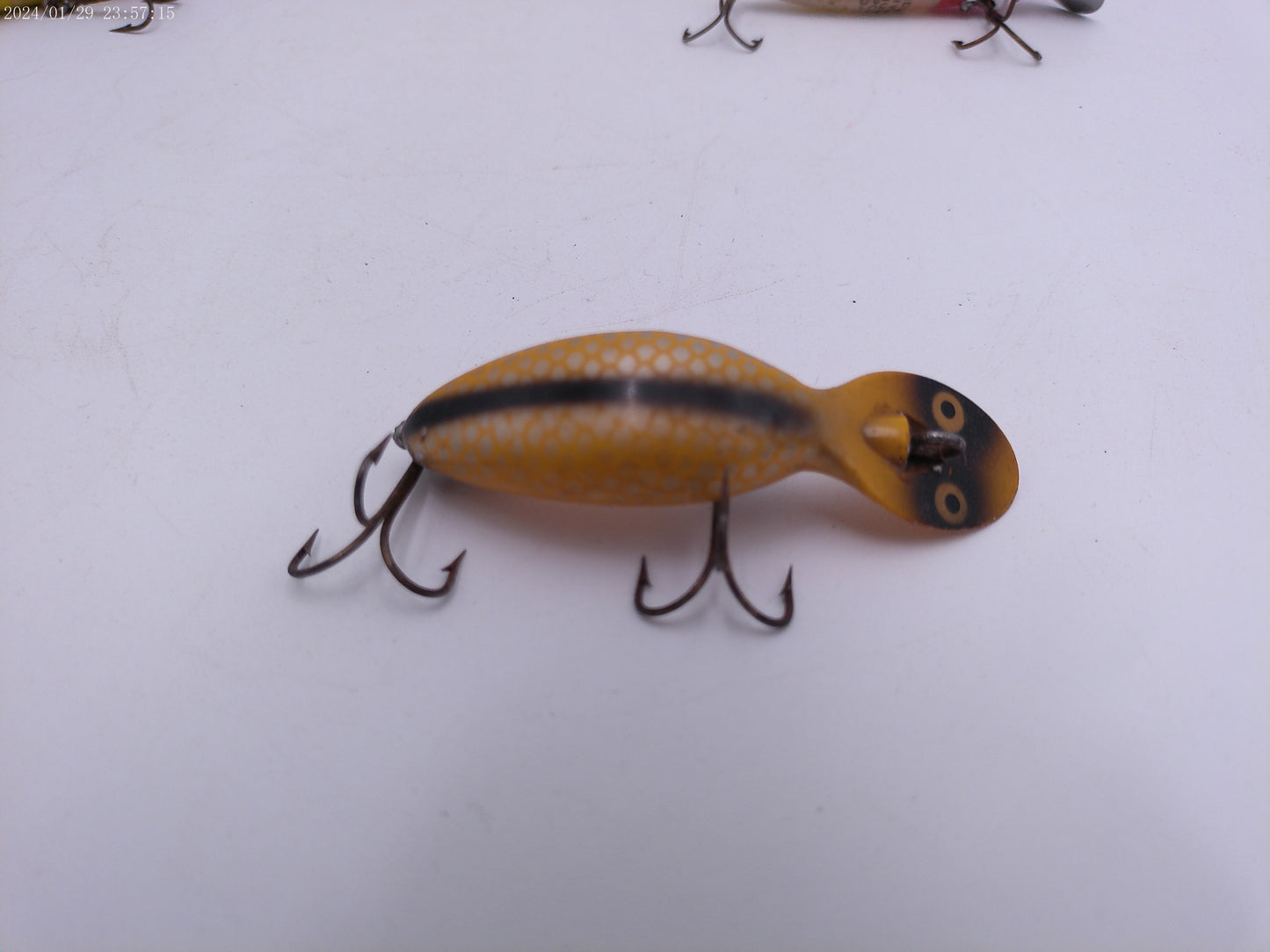 Fishing Lures Vintage lot of 6 plus kicker