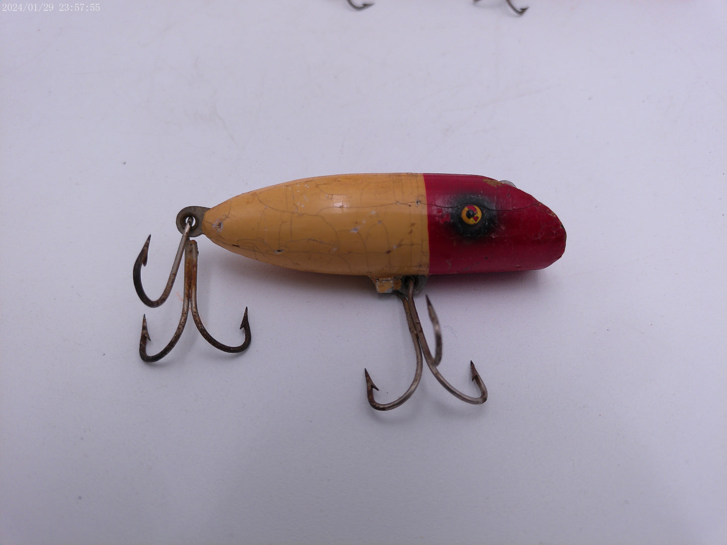 Fishing Lures Vintage lot of 6 plus kicker