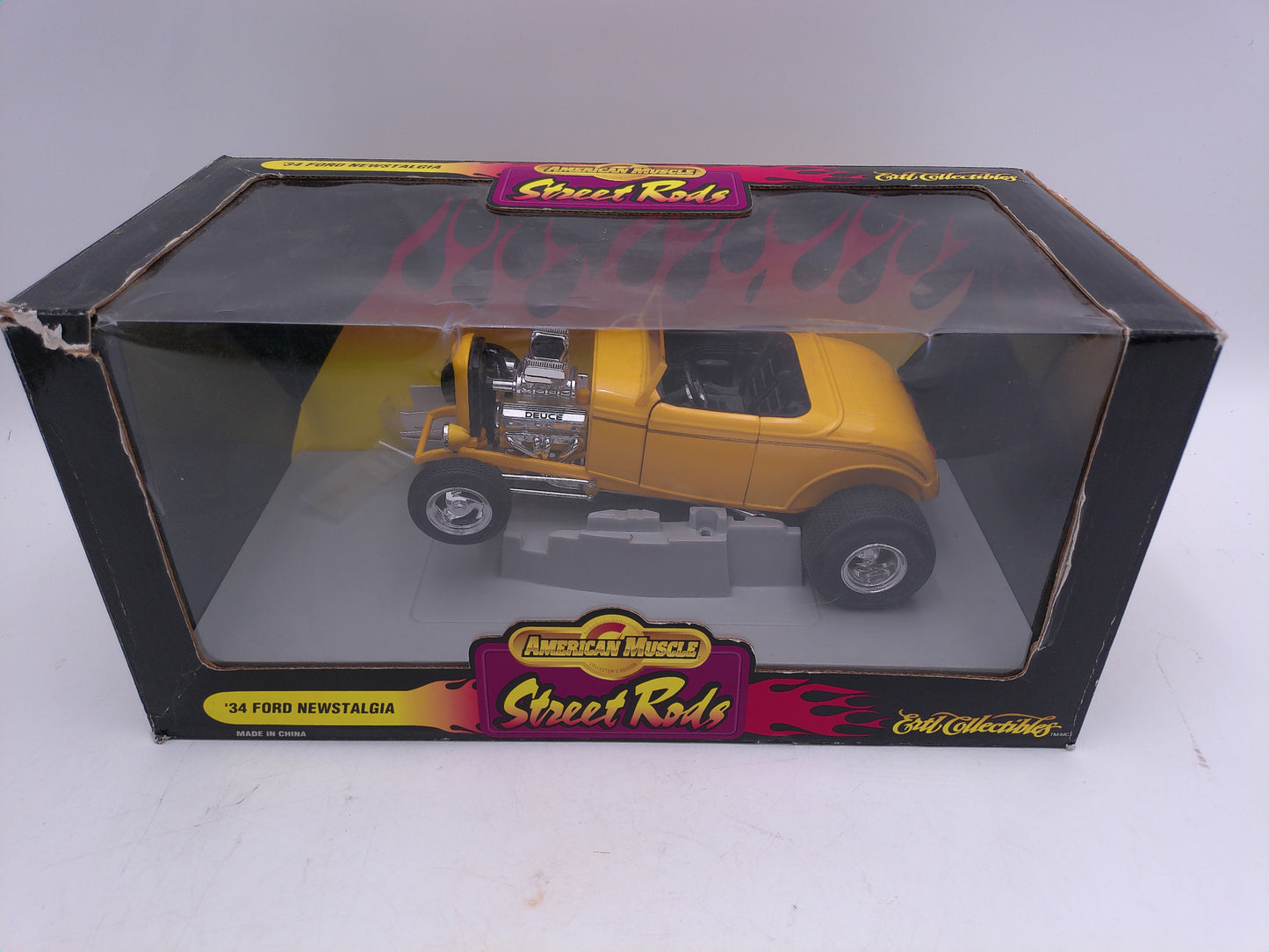 American Muscle 1934 Ford Street Rod Model Car