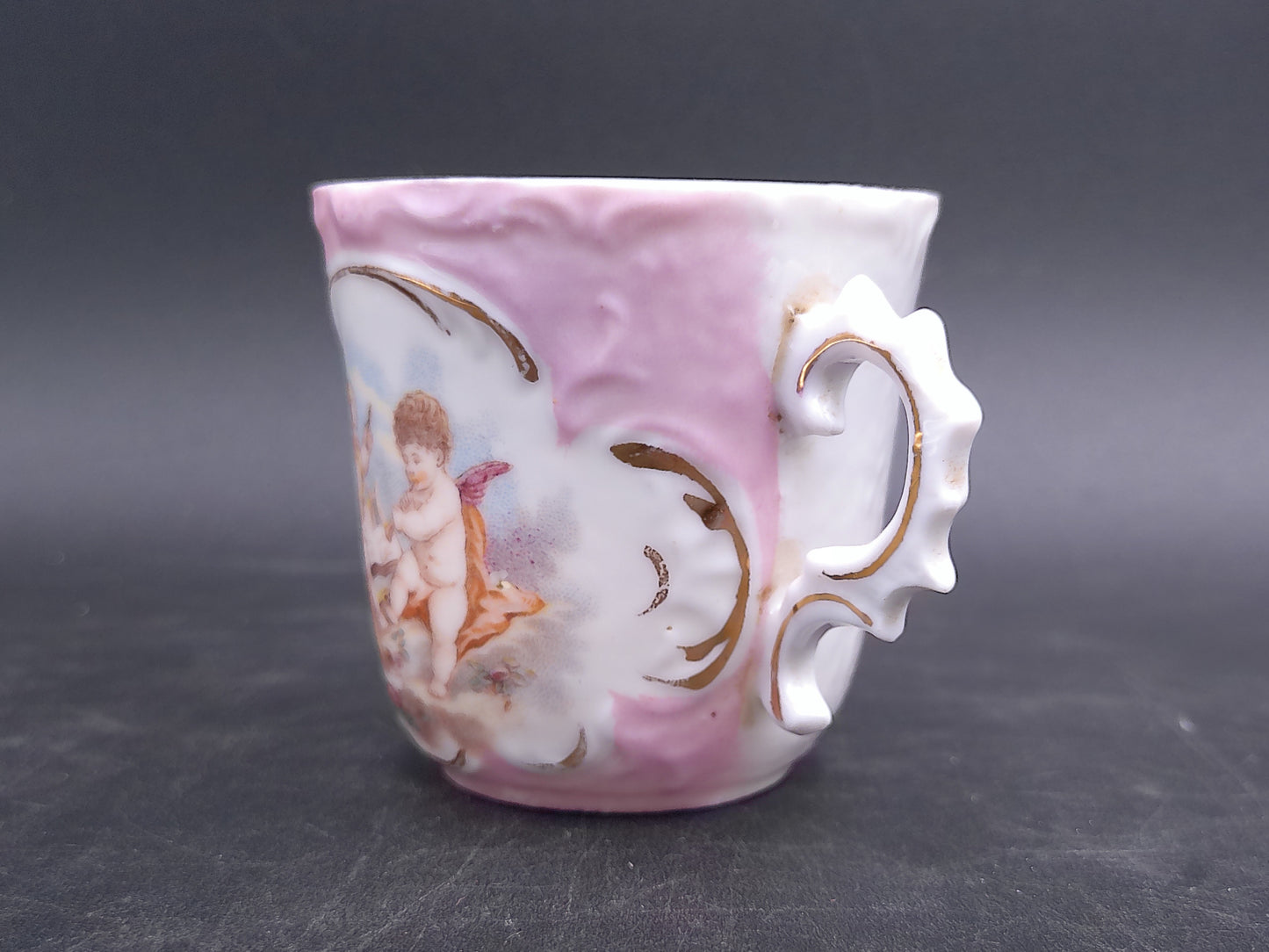 Tea Coffee Cup Beautiful Design Gold Plated Lines with Cute Cherubs From the 1950s