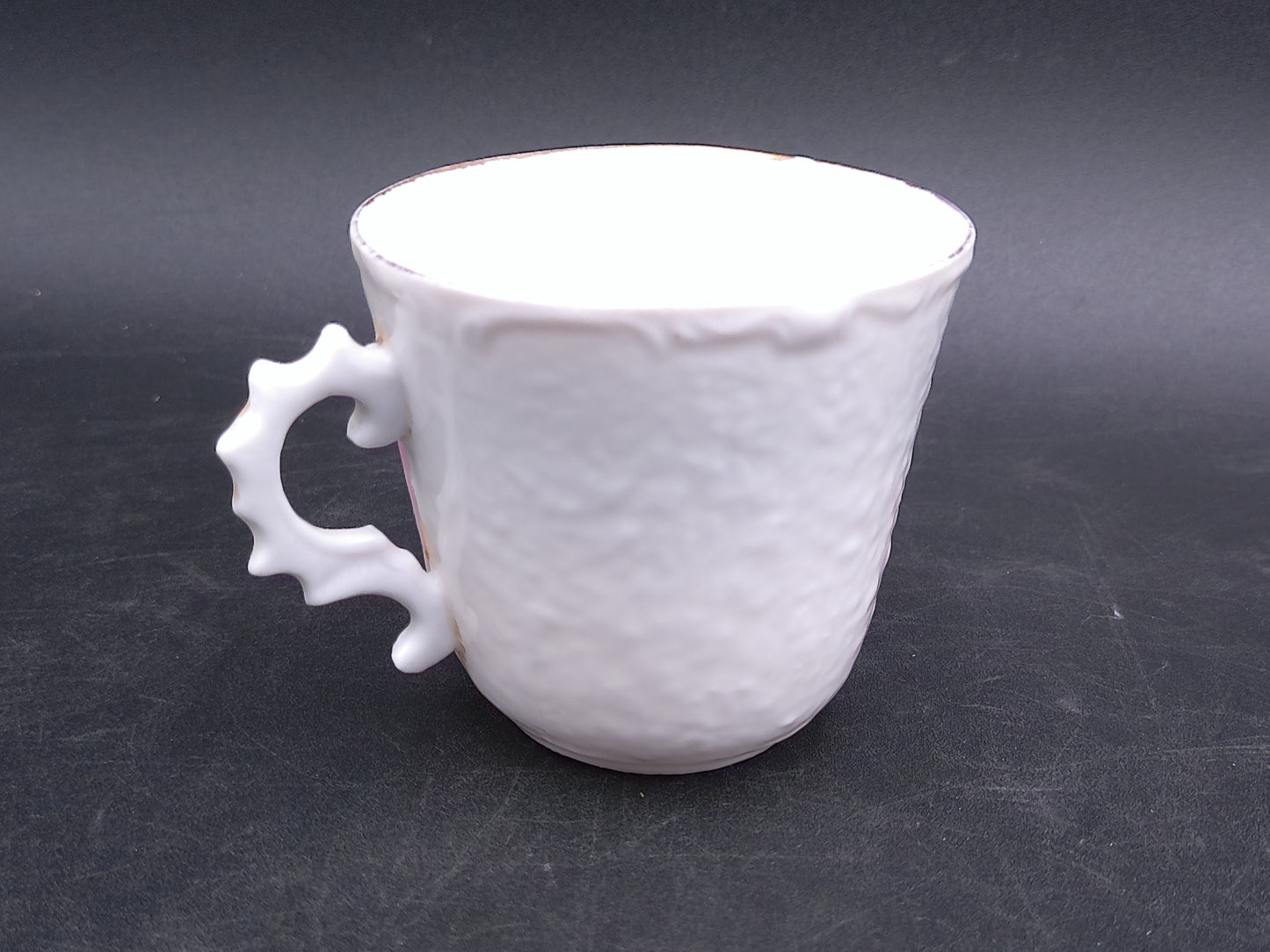 Tea Coffee Cup Beautiful Design Gold Plated Lines with Cute Cherubs From the 1950s