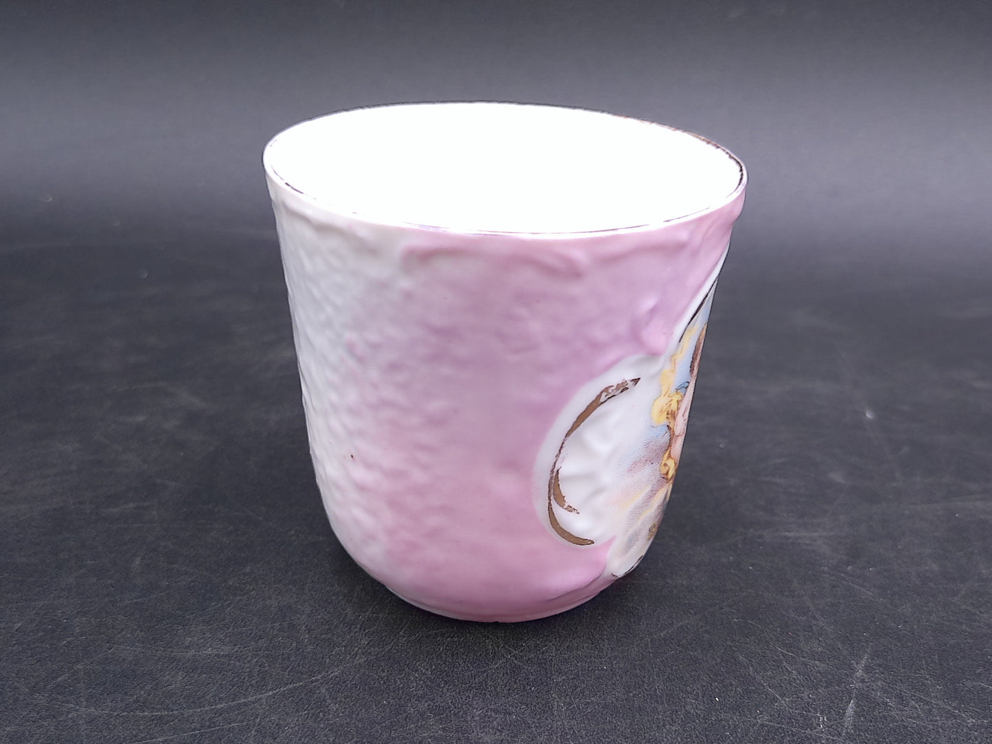 Tea Coffee Cup Beautiful Design Gold Plated Lines with Cute Cherubs From the 1950s