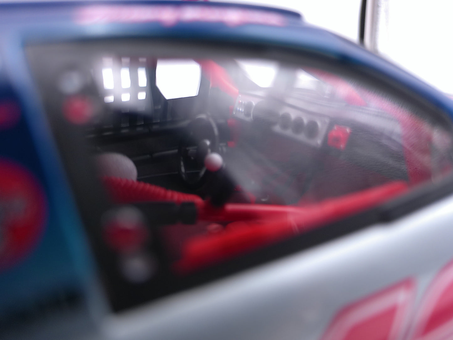 Jeremy Mayfield 1999 #12 125th Kentucky Derby Ford Taurus Race Car Revell 1:24