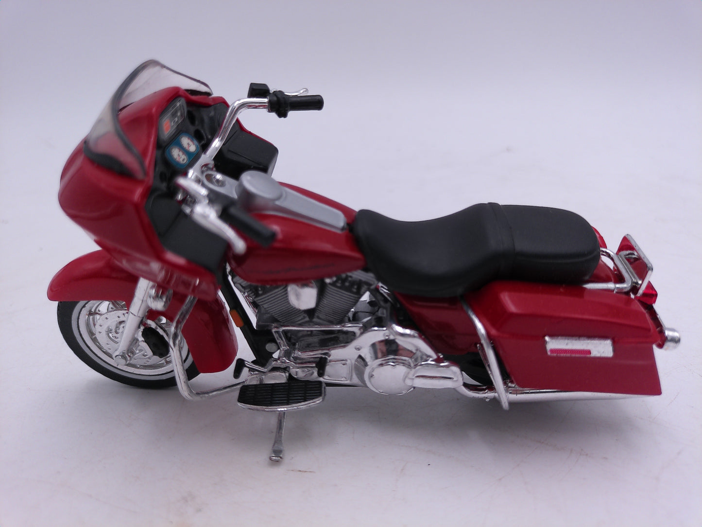 Lot of 9 Motorcycles Including Maisto Harley-Davidson 1962 FLH Duo Glide and more