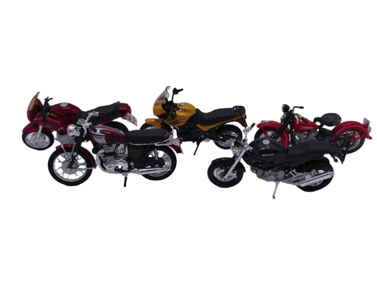 Lot of 5 Motorcycles including Maisto 1:18 Special Edition Triumph Tiger