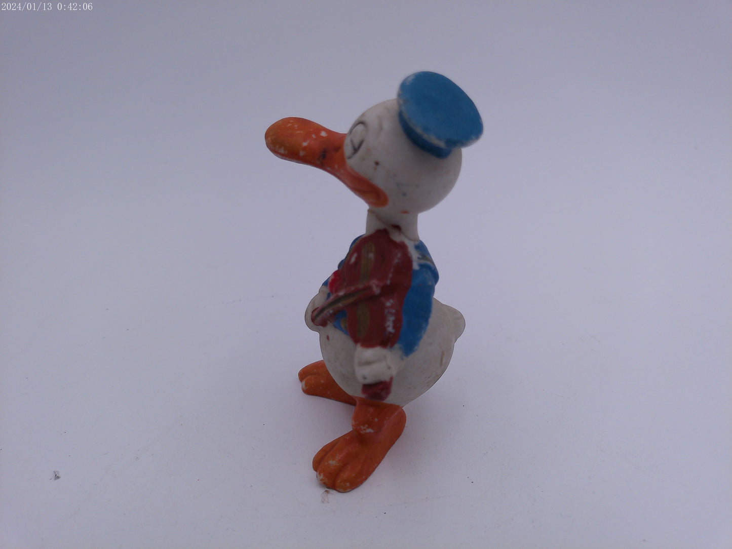Donald Duck Long Bill  Bisque Musician Playing Violin 4 1/2” Disney 1930s Japan