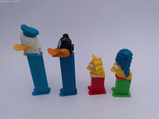 Pez Dispenser  Donald Duck Daffy Duck Simpsons