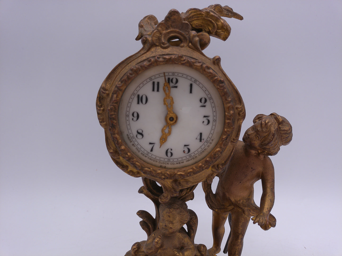 New Haven Clock Co Victorian Mantel Clock Vintage