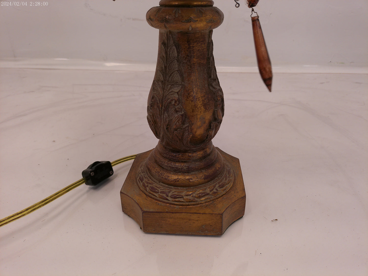 Unique Metal Decorative Design Lamp