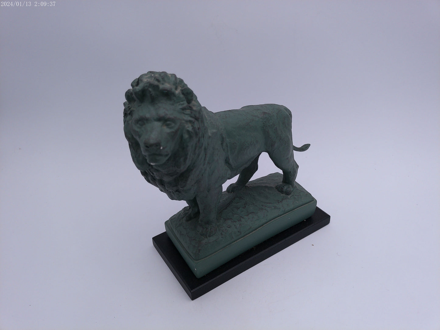 Lion Sculpture Hand paint Home Decor Animal Figurine
