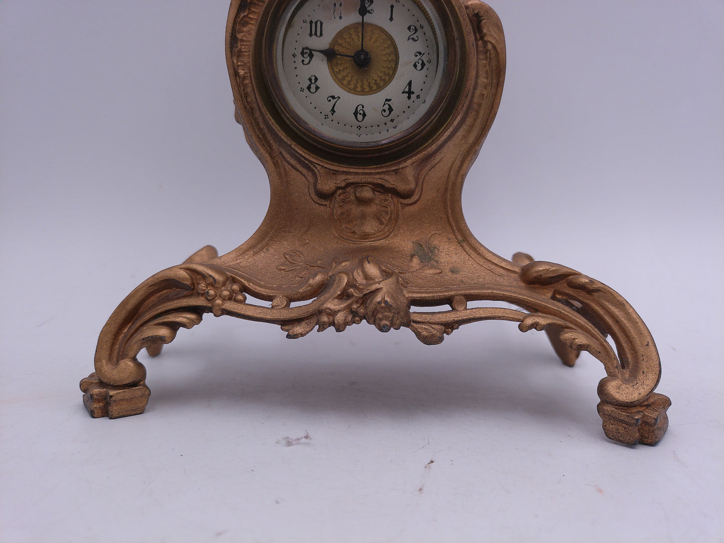 Benedict Cherub Metal Mantle Clock Cast Iron gold painted Vintage
