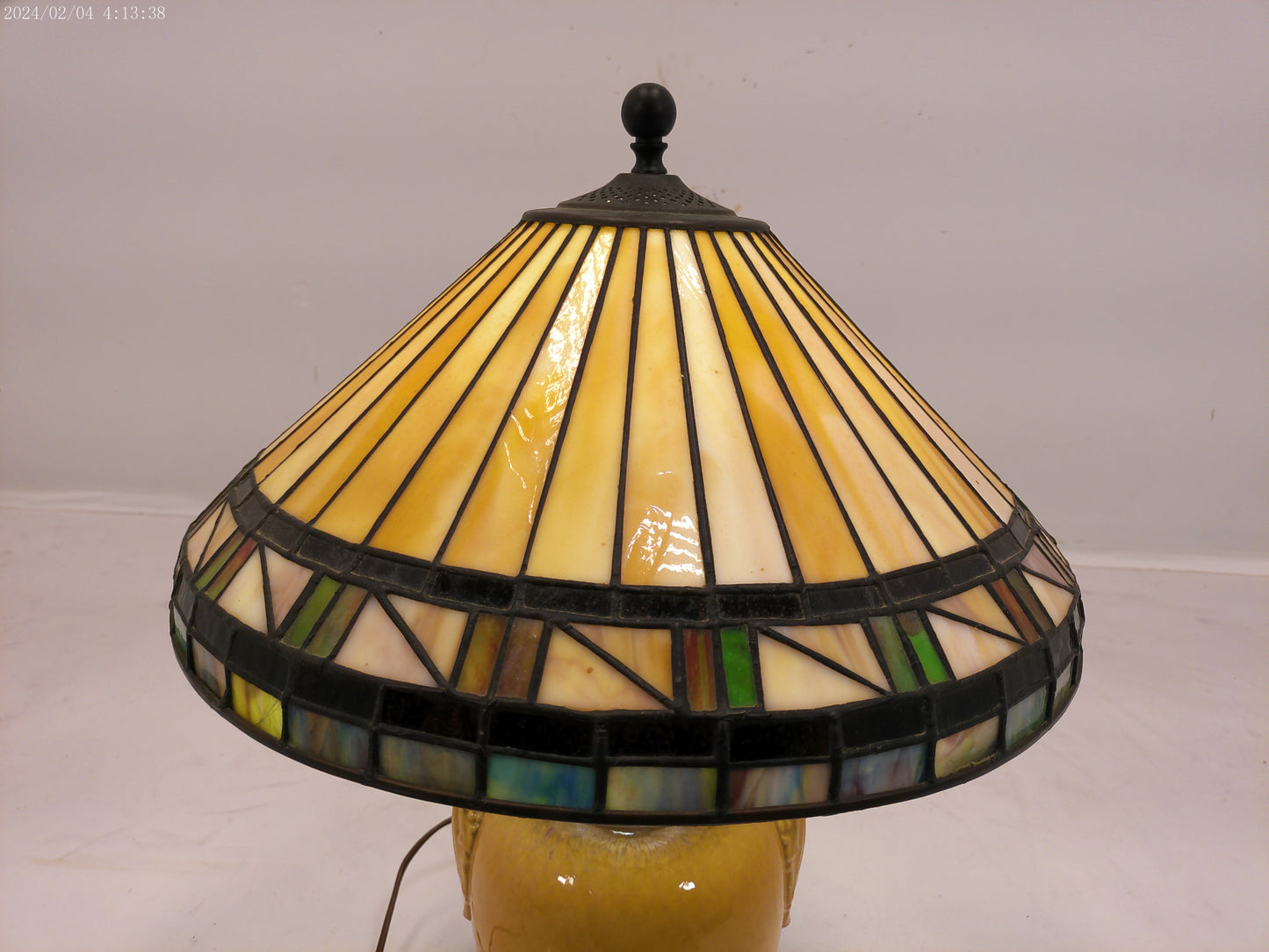 Tiffany Style Lamp uni1ue Porcelain Base