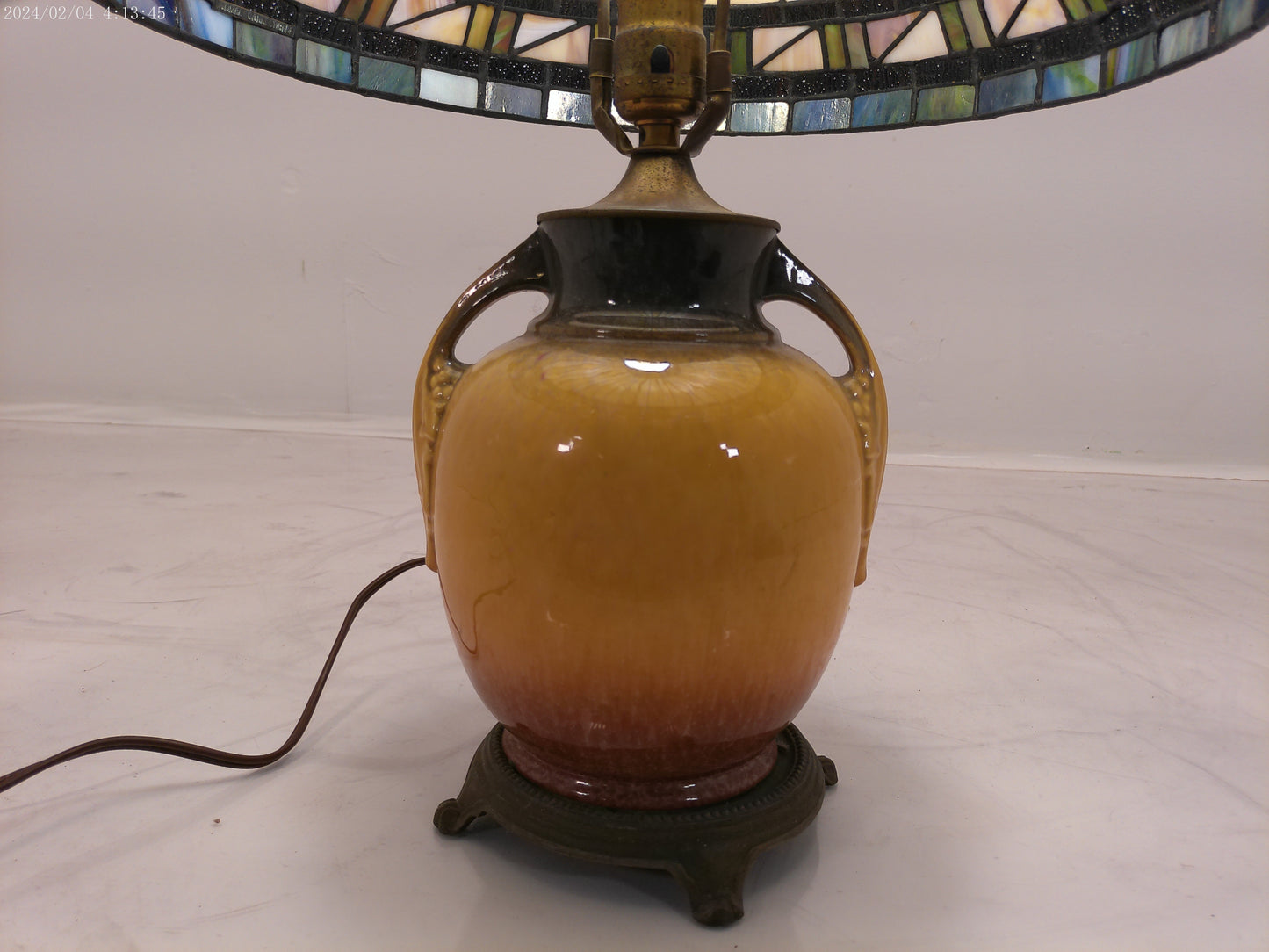 Tiffany Style Lamp uni1ue Porcelain Base