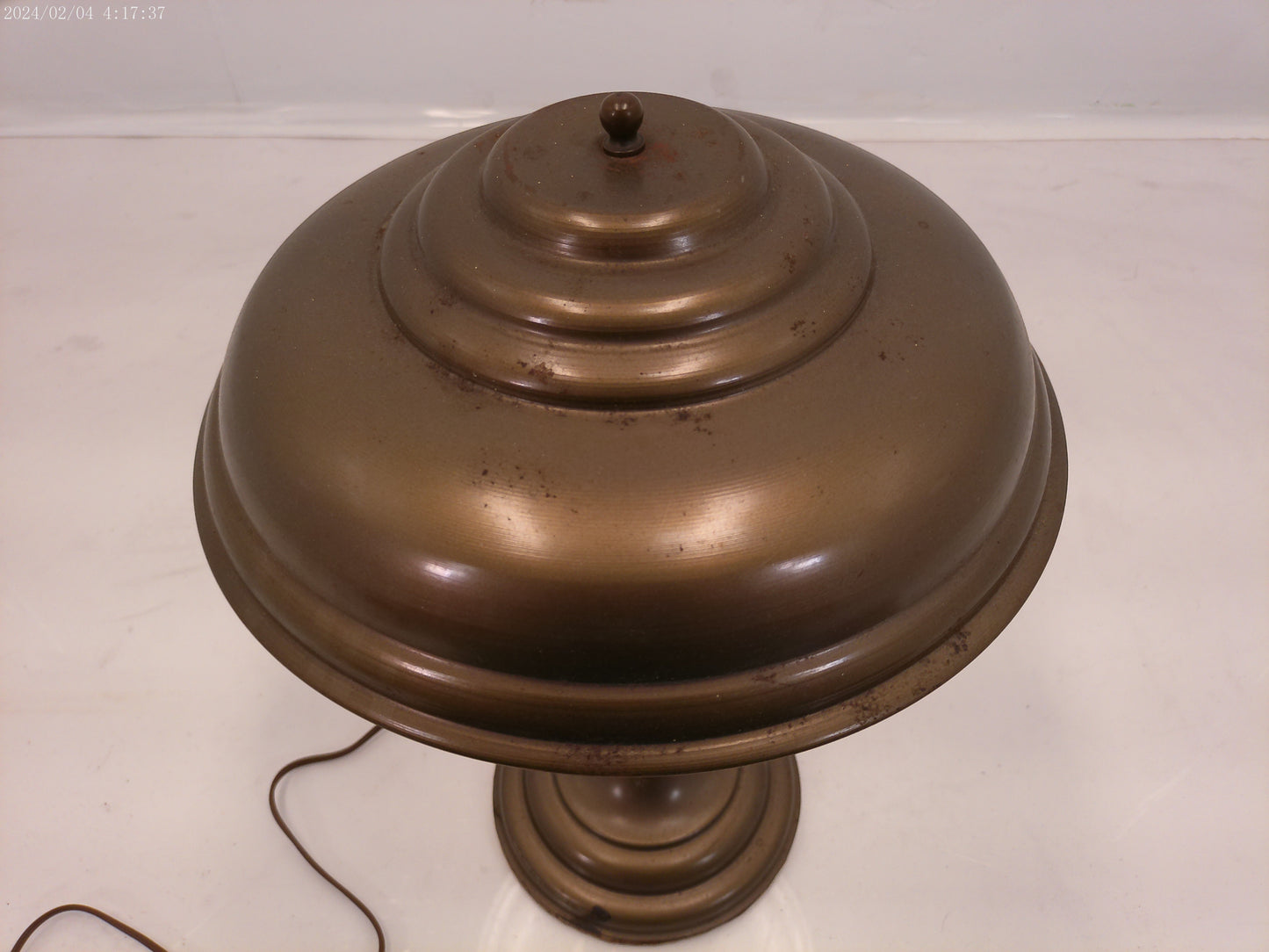 Vintage Saucer desktop lamp