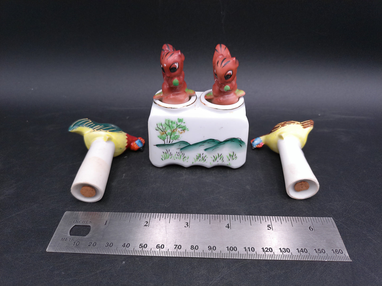 Swinging Salt & Pepper Shakers Yellowstone Park Two Sets One Holder