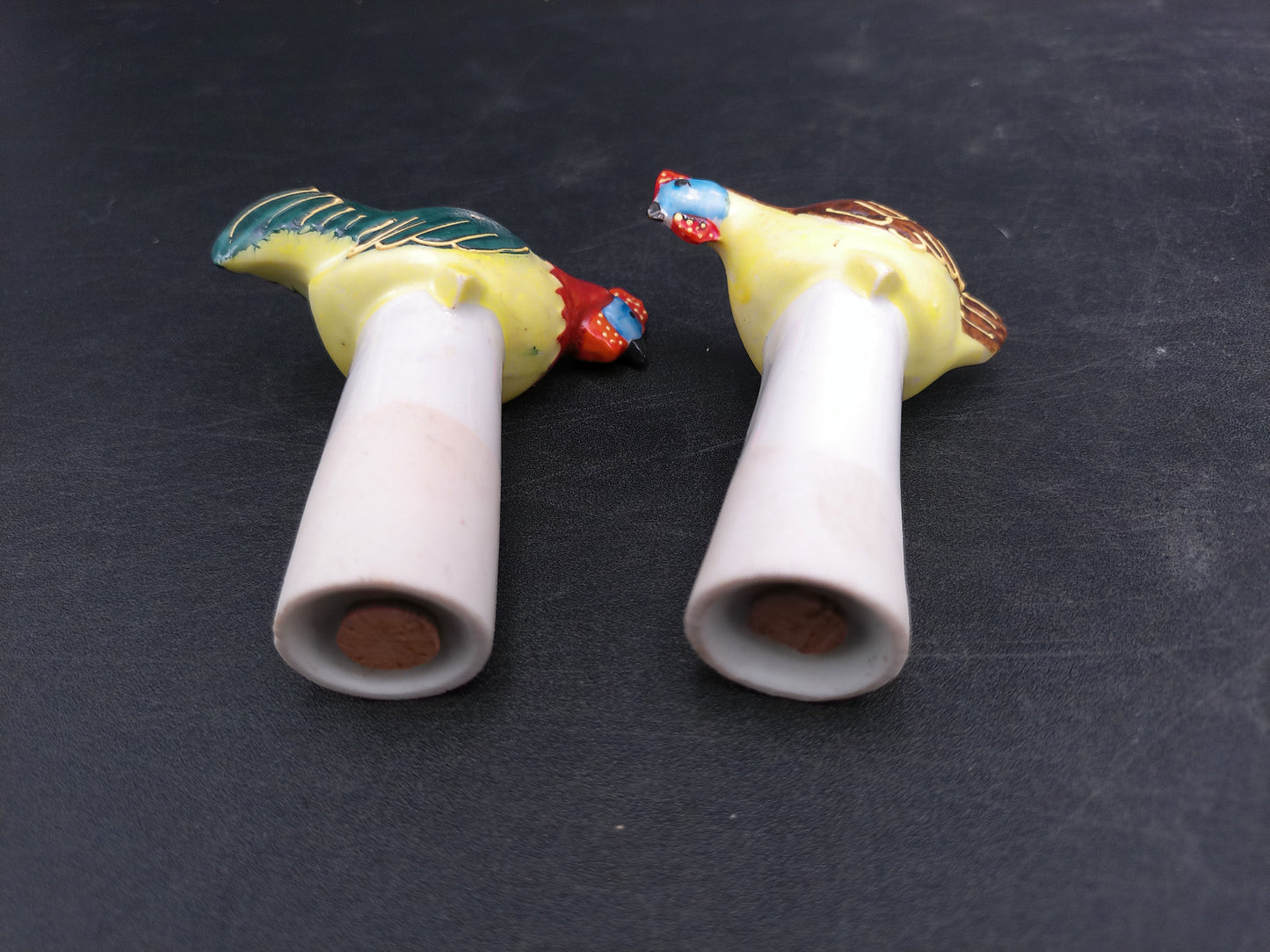 Swinging Salt & Pepper Shakers Yellowstone Park Two Sets One Holder