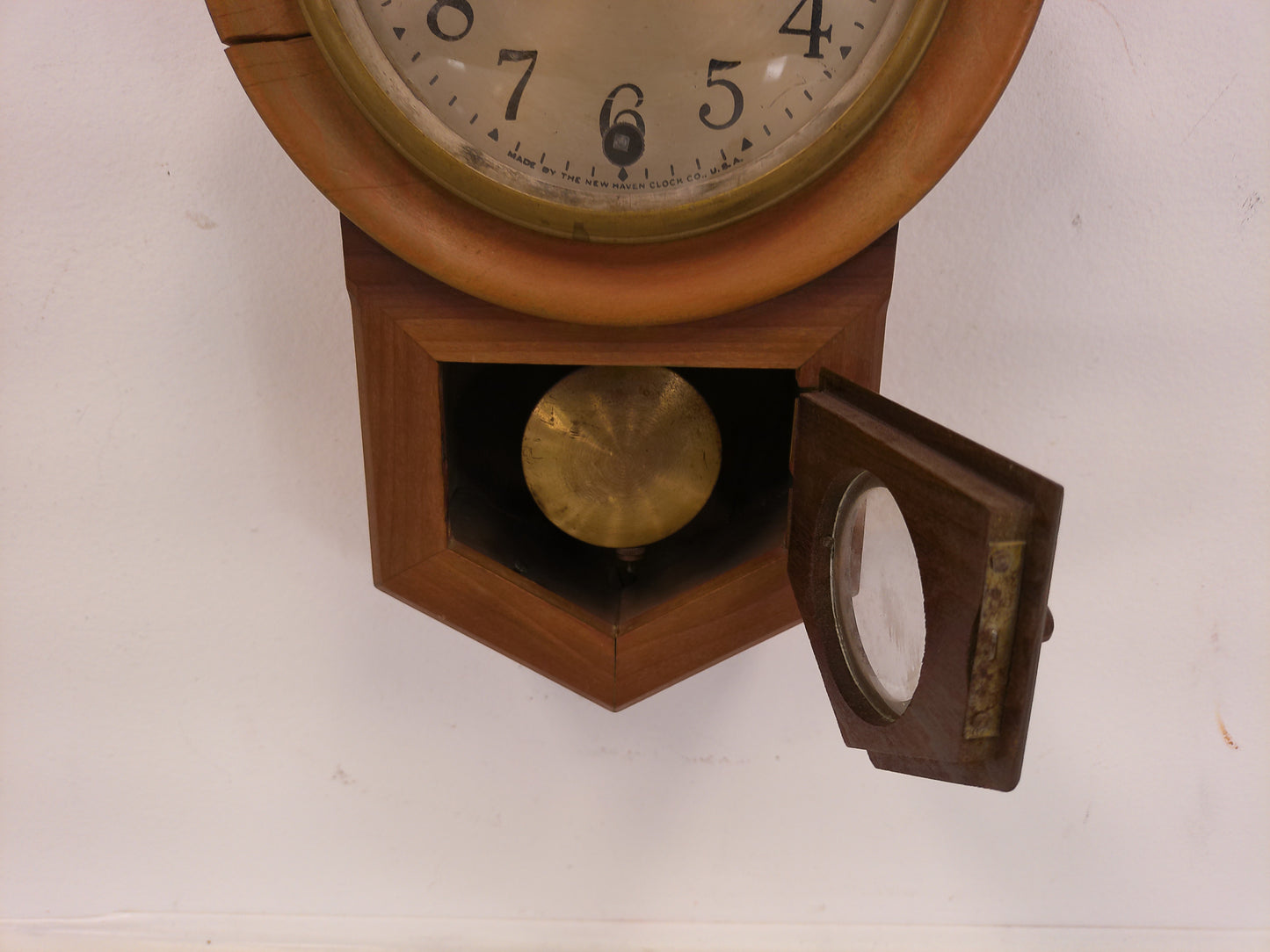 New Haven Clock Co Wall Clock  Diminutive 11.5" tall Works