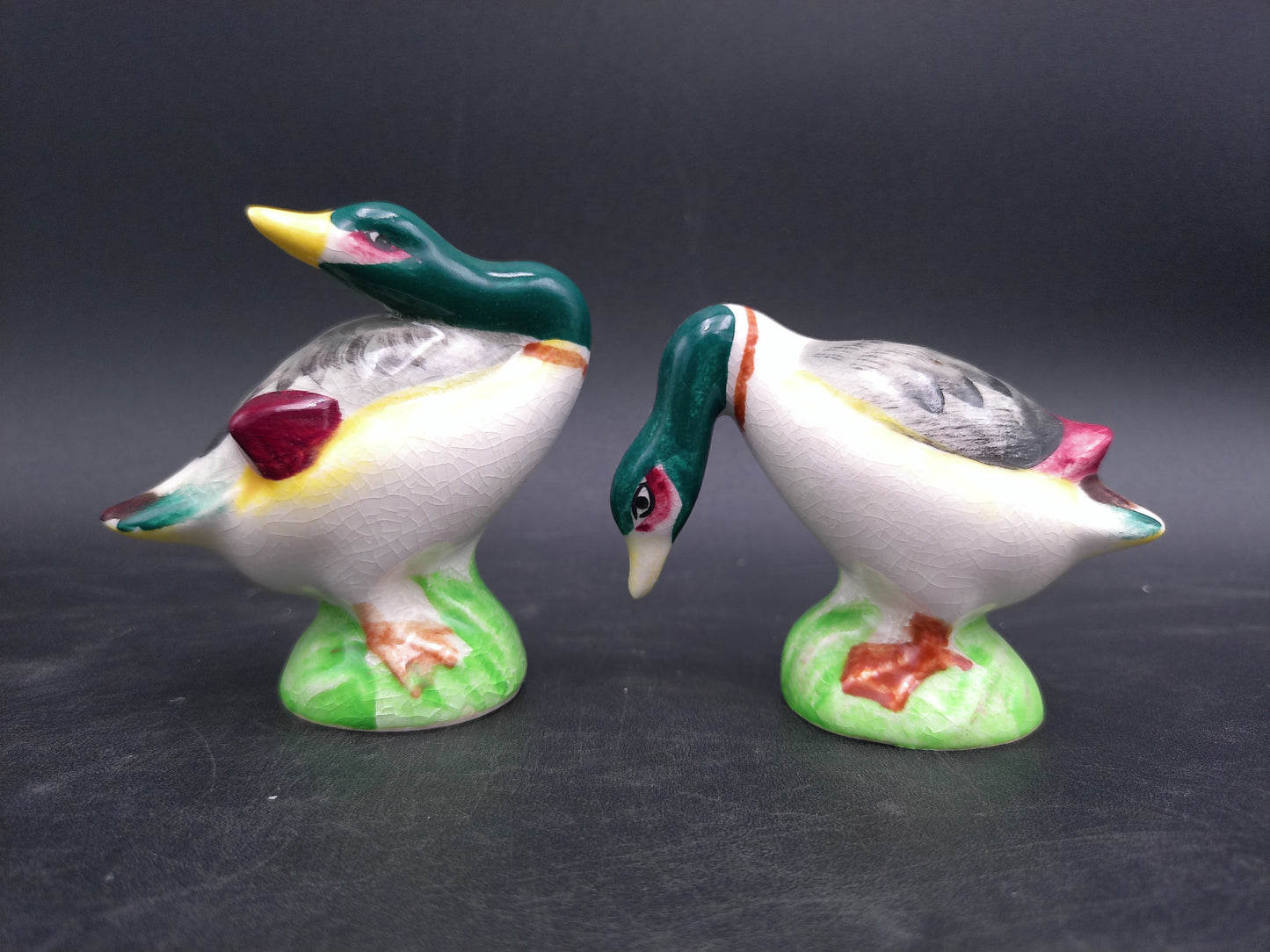 Salt and Pepper Shakers Geese Design Vintage Made in Japan