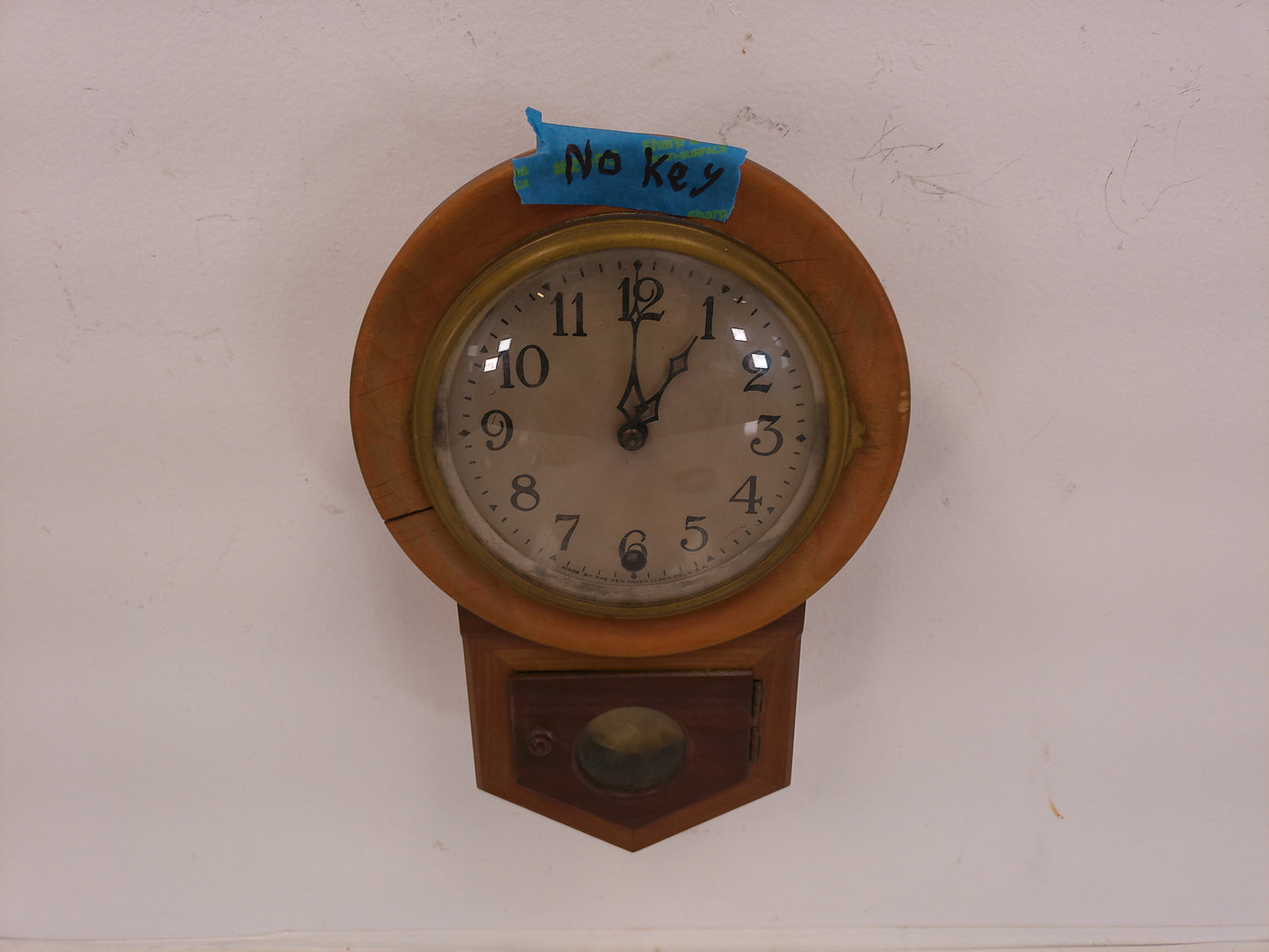New Haven Clock Co Wall Clock  Diminutive 11.5" tall Works