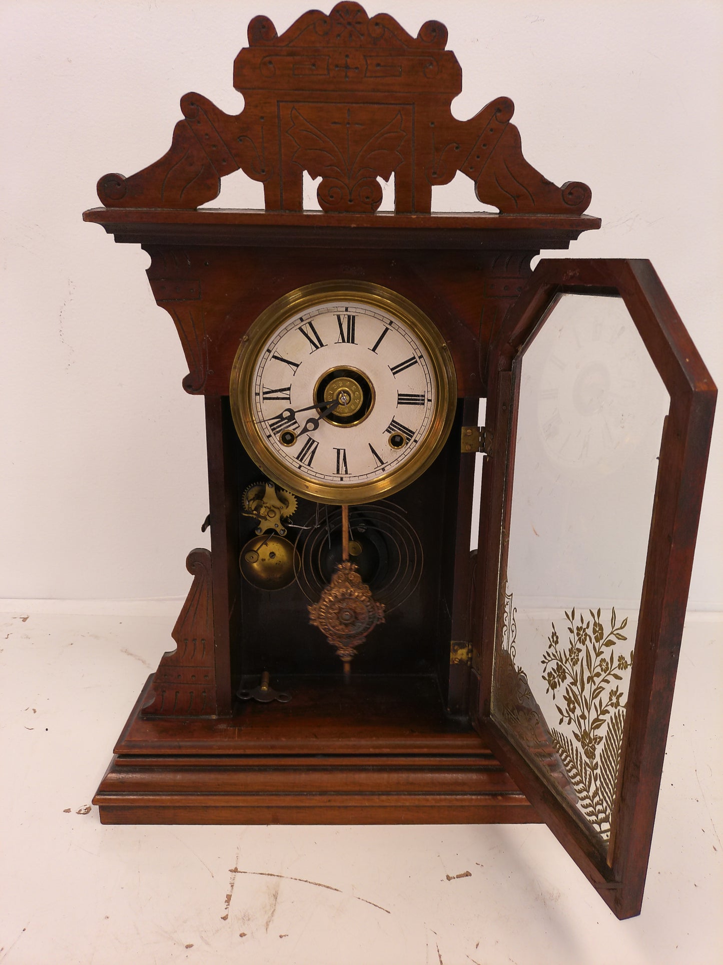 E N Welch 1900's Wood Mantle Clock Comes With Brass Key Works