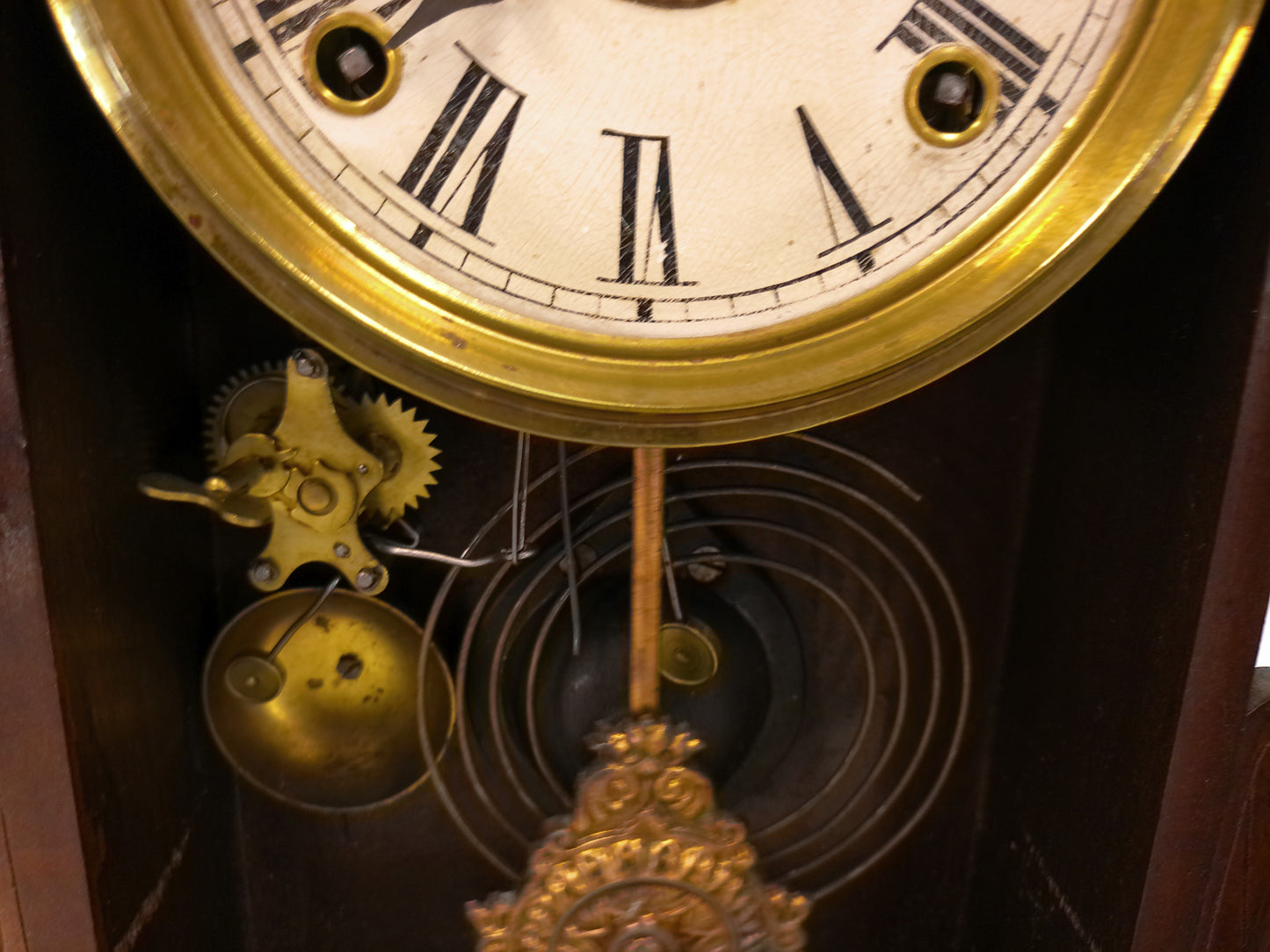 E N Welch 1900's Wood Mantle Clock Comes With Brass Key Works