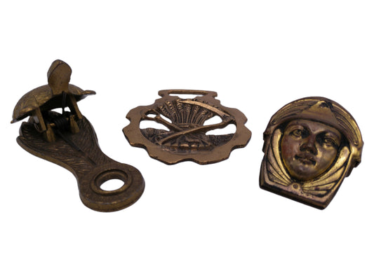 Vintage Horse Medallion Turtle and Lady Paper Clip