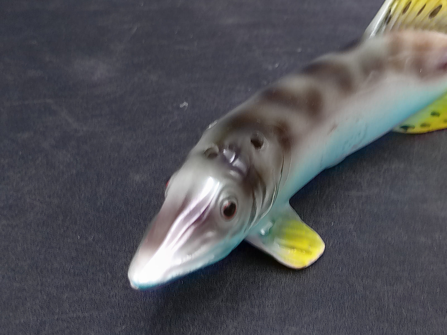 Salt and Pepper Shakers Muskellunge Muskie Fish Design Vintage