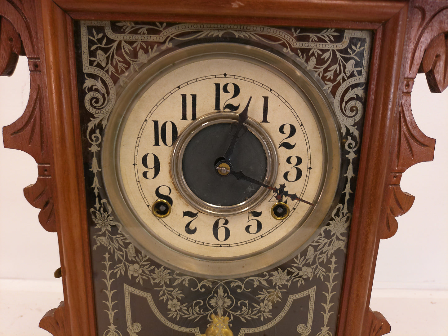 Eight Day Half Hour Strike Mantle Clock Beautiful Design Antique