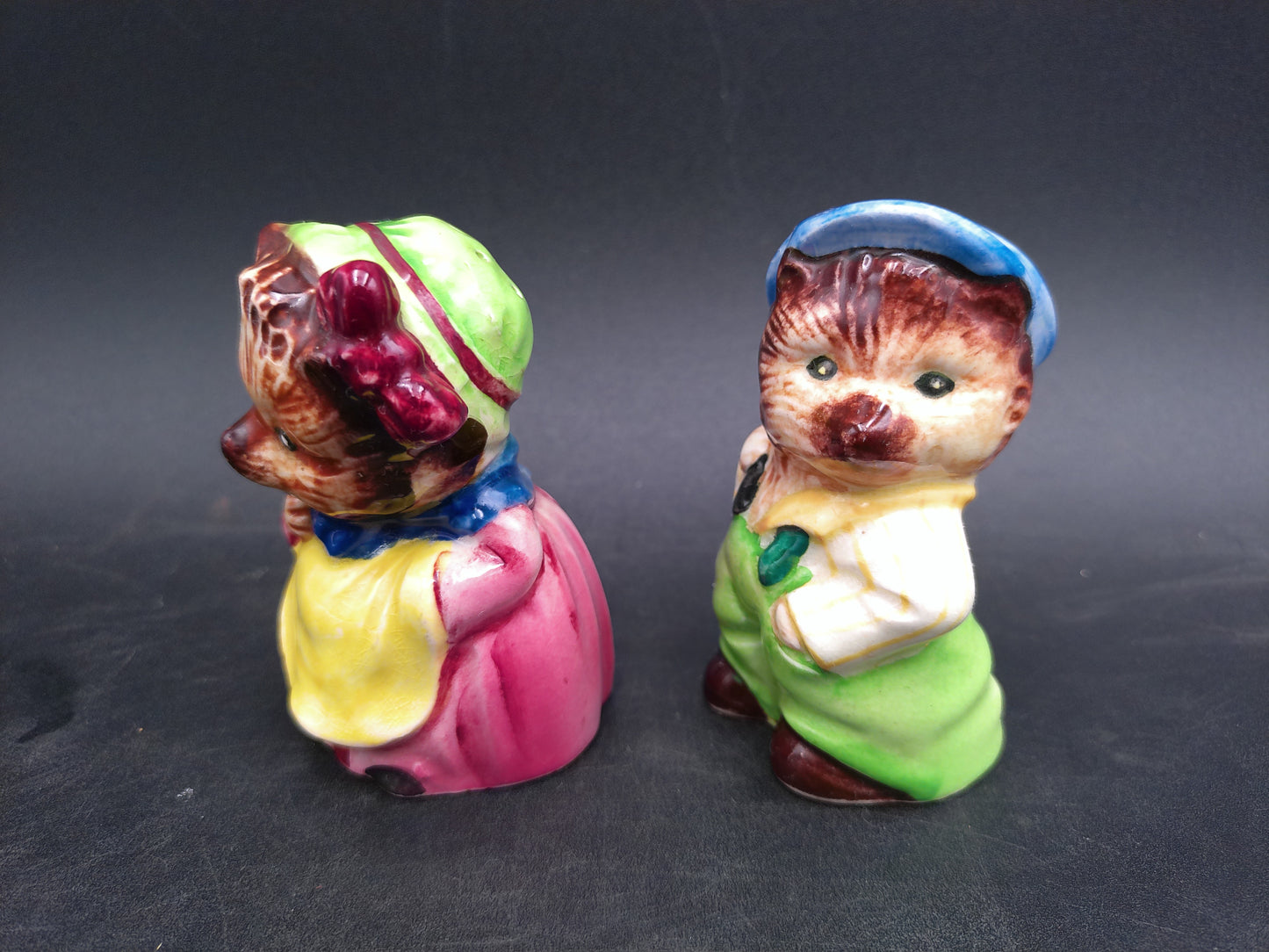 Salt and Pepper Shakers Mr & Mrs Hedgehog Made in Japan Vintage