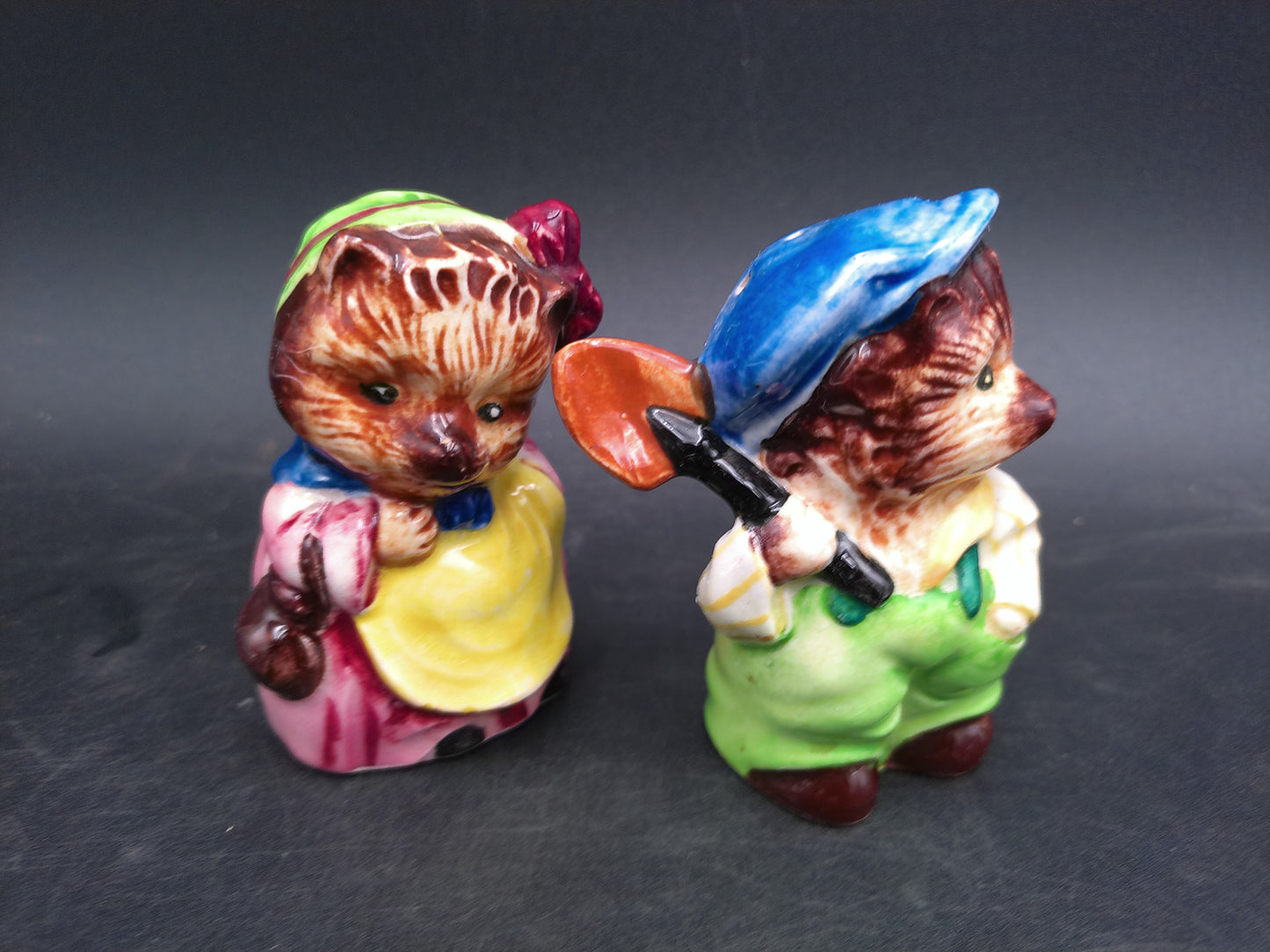 Salt and Pepper Shakers Mr & Mrs Hedgehog Made in Japan Vintage