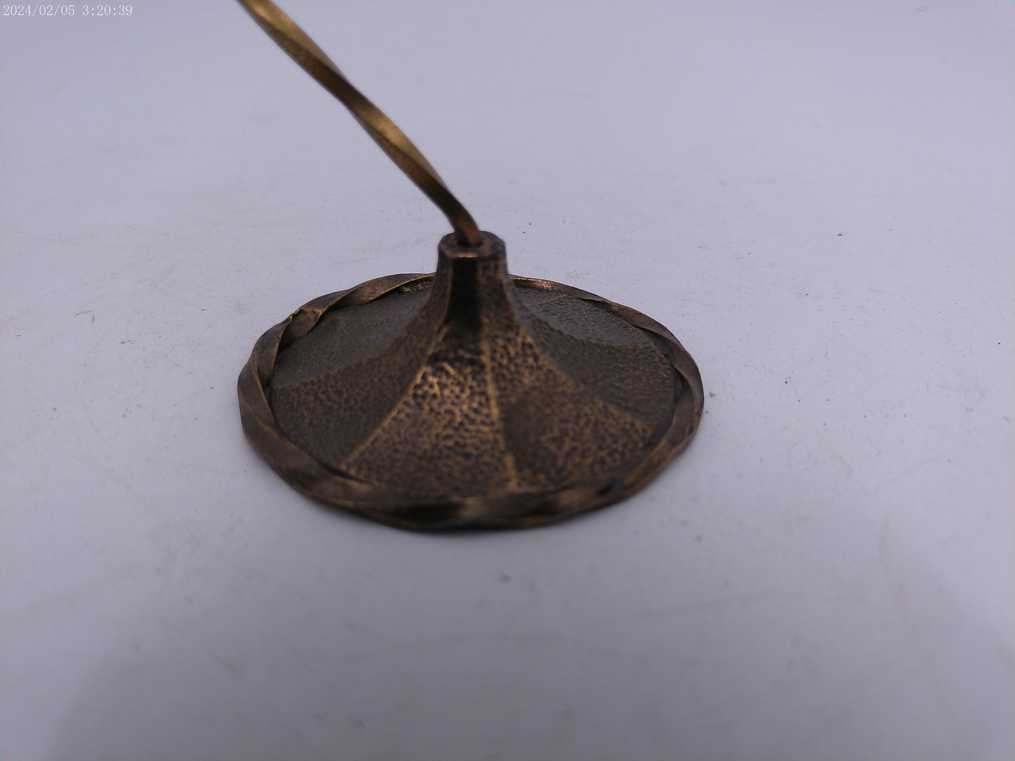 Brass Stand Holder