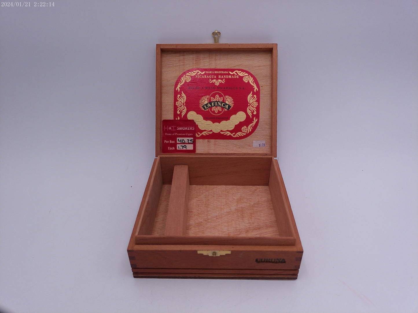 La Finca Cigars Corona Box and Onyx Reserve Cigar Box