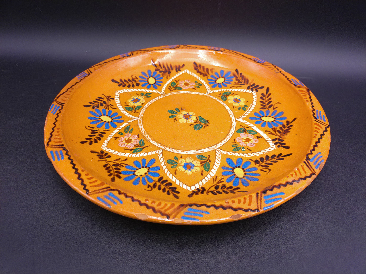 Hand Painted Beautiful Flower Design Ceramic Pottery Vintage Plate Platter