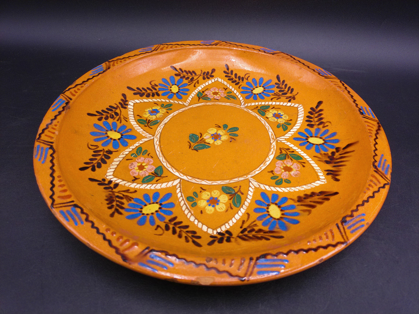Hand Painted Beautiful Flower Design Ceramic Pottery Vintage Plate Platter