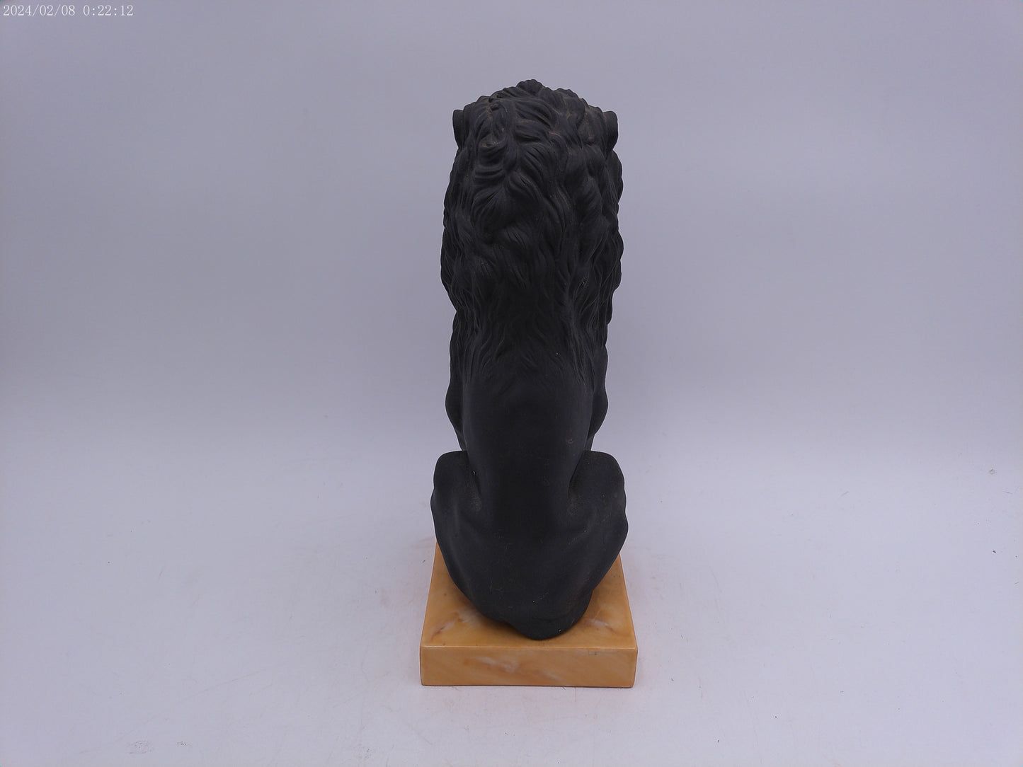 Cheho Seated Lion Statue on Stand Porcelian Italy