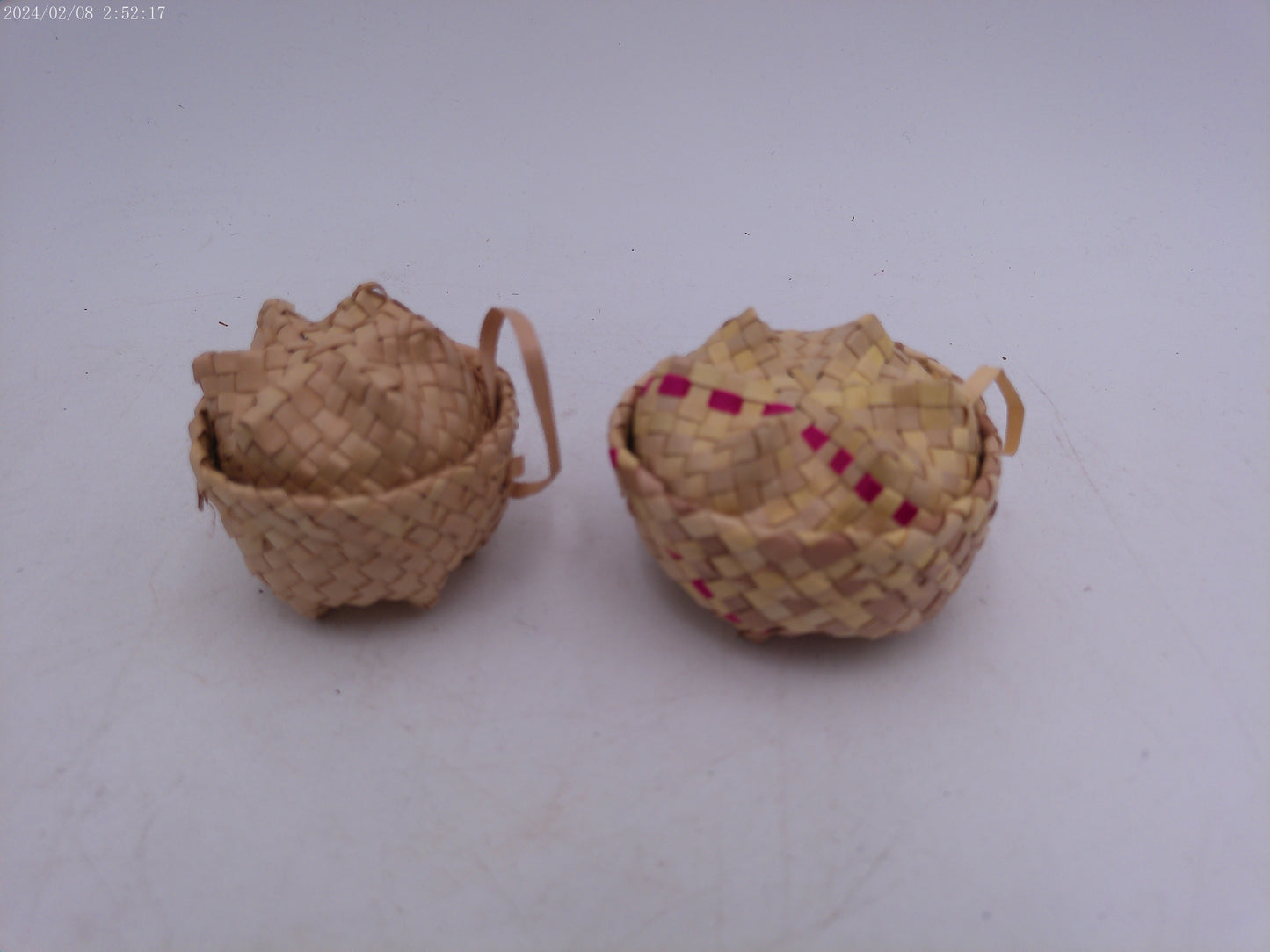 Miniature Woven Straw Baskets with covers Lot of 2