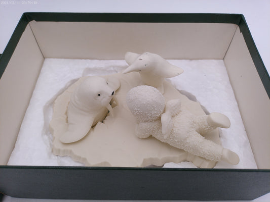 Snowbabies  "Who Are You" Figure Figurine Statue P20