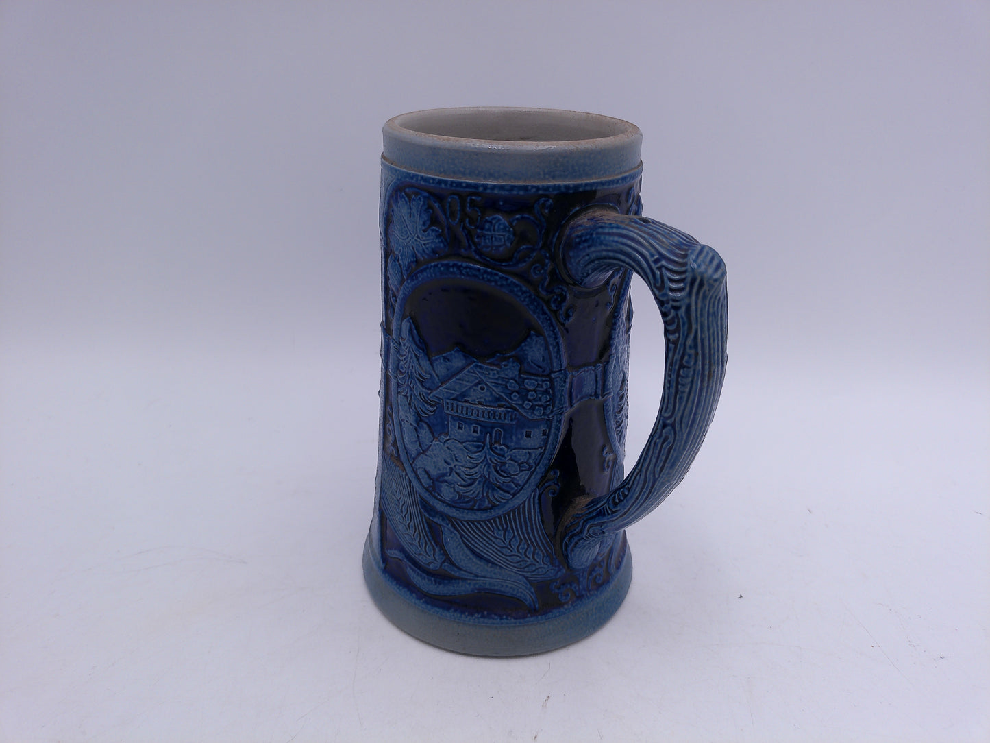 Beer Stein Vintage German no. 4071 Cabinet in the Mountains