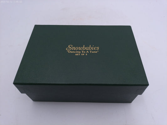 Snowbabies  Dancing To A tune  Vtg Figure Figurine Statue p39