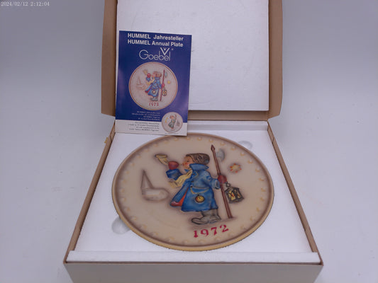 1972 Goebel Hummel W Germany 2nd Annual Plate W/box Hear Ye Hear Ye Christmas