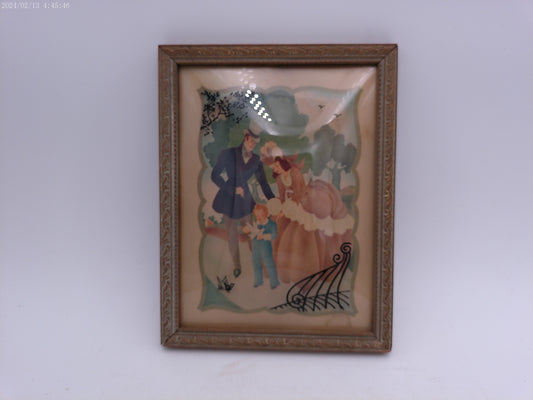 Glass Convex Silhouette Framed Picture  Couple with Child  wood Frame  B116
