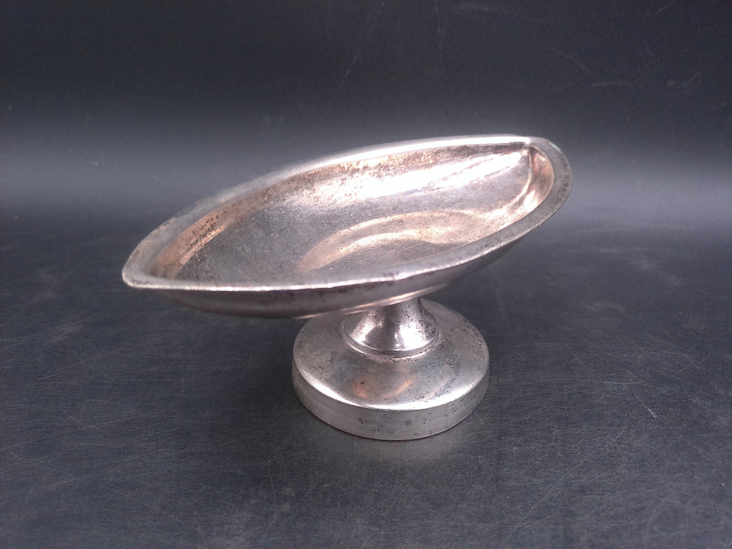 Grand Silver Co. Nickel Silver Brite Oval Pedestal Dish