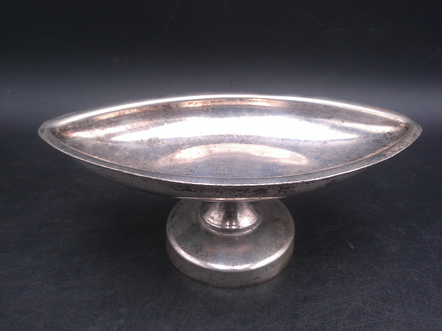 Grand Silver Co. Nickel Silver Brite Oval Pedestal Dish