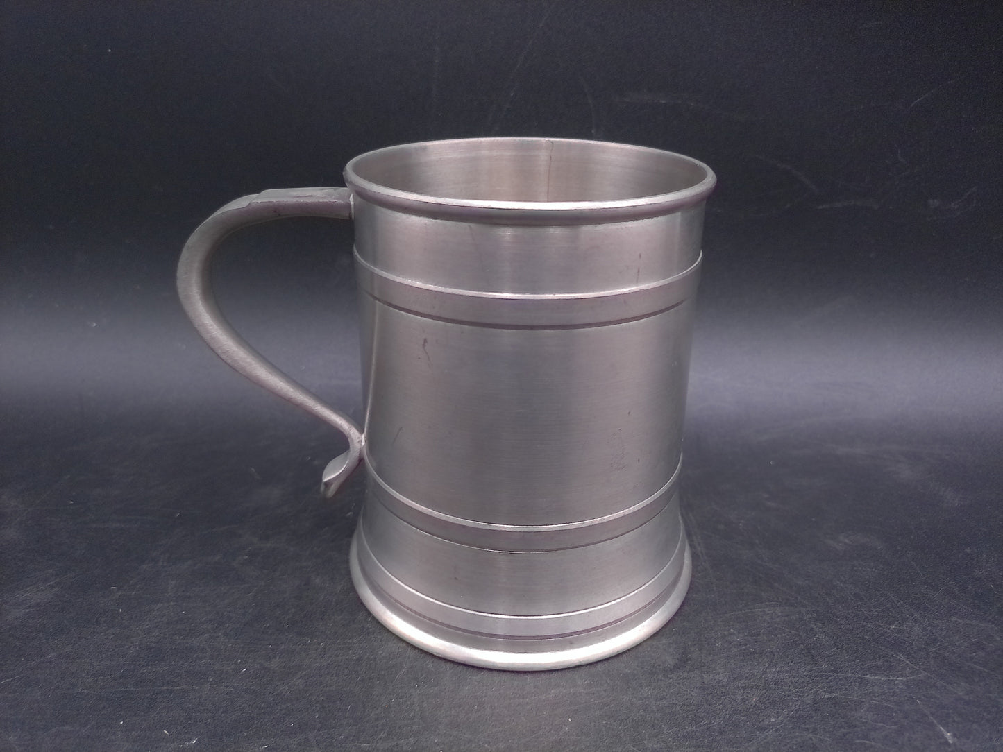 Bow Cast Pewter Made in England Beer Mug 1L
