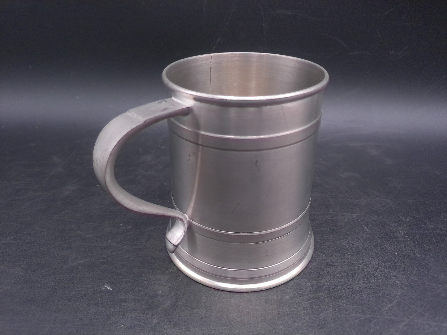 Bow Cast Pewter Made in England Beer Mug 1L