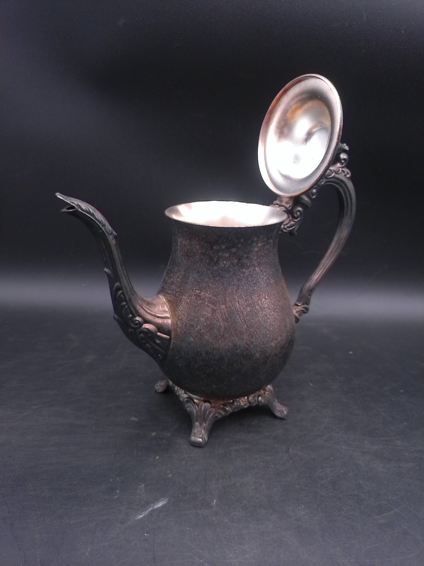 Oneida Teapot Dragon Handle and Spout Silver Plated Vintage